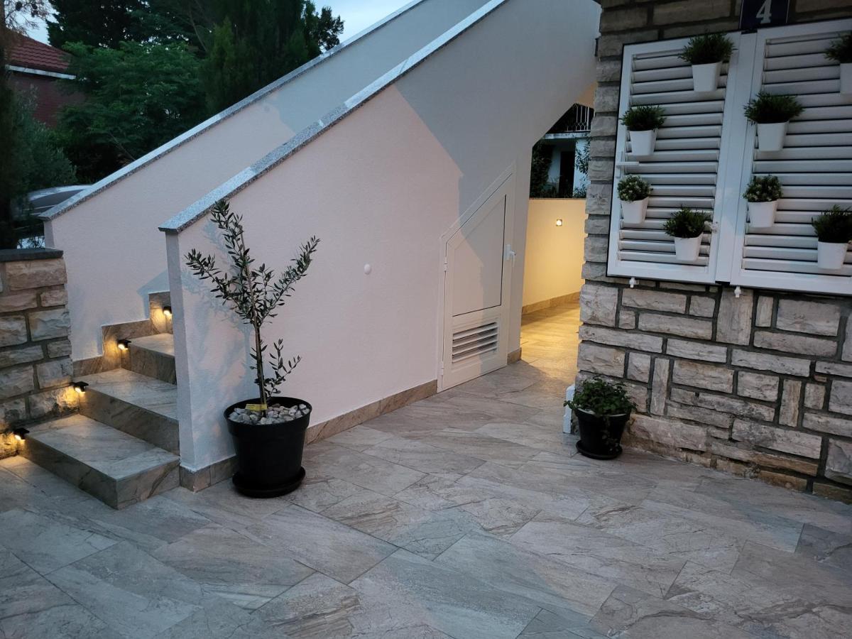 Apartman Anabella Rovanjska Dış mekan fotoğraf